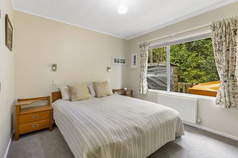 Photo of property in 85 Kahu Road, Paremata, Porirua, 5024