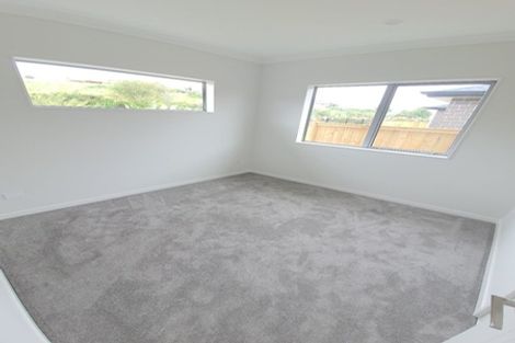 Photo of property in 23 Holcroft Street, Papakura, 2110