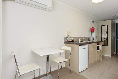 Photo of property in Atlas Apartments, 10/49 Maunganui Road, Mount Maunganui, 3116