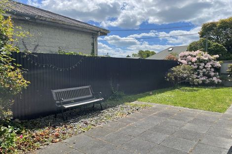 Photo of property in 65 Cleveland Street, Edgeware, Christchurch, 8013