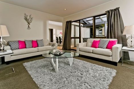 Photo of property in 81 Oaktree Avenue, Browns Bay, Auckland, 0630