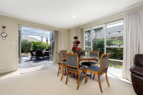 Photo of property in 4 Pat Bishop Place, Papamoa Beach, Papamoa, 3118