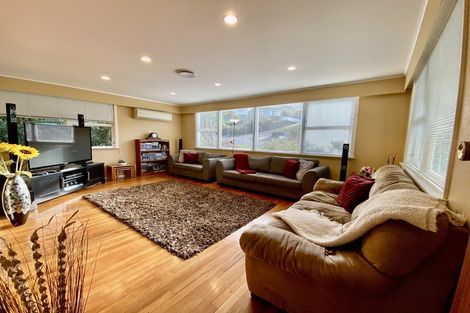 Photo of property in 79 Larsen Crescent, Tawa, Wellington, 5028