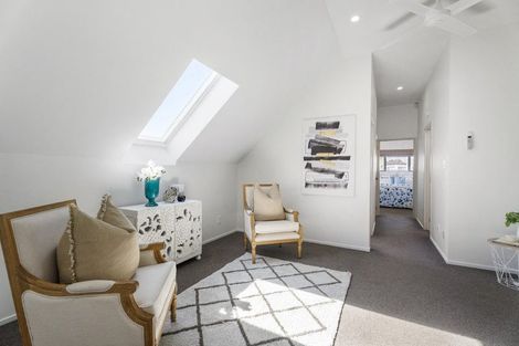 Photo of property in 1a Parkwood Crescent, Gulf Harbour, Whangaparaoa, 0930