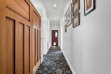 Photo of property in 105 High Street South, Eltham, 4322