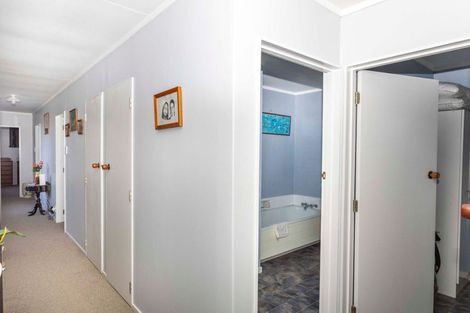 Photo of property in 32 Victor Street, Dannevirke, 4930