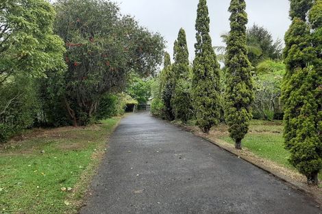 Photo of property in 31 Awaroa Road, Sunnyvale, Auckland, 0612