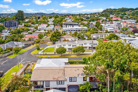Photo of property in 11b Lloyd Avenue, Mount Albert, Auckland, 1025