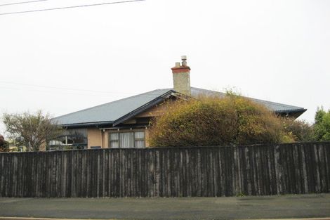 Photo of property in 55 Royal Crescent, Saint Kilda, Dunedin, 9012