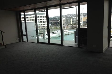 Photo of property in Clyde Quay Wharf, 3b/5 Clyde Quay Wharf, Te Aro, Wellington, 6011