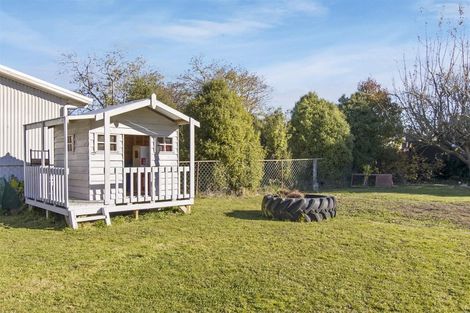 Photo of property in 14 Edward Street, Waimate, 7924