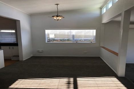 Photo of property in 9 John Gill Road, Cockle Bay, Auckland, 2014