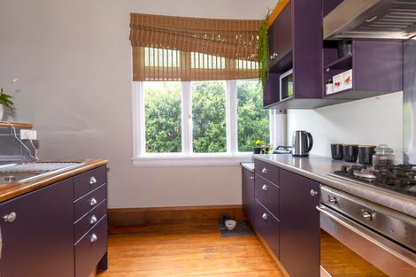 Photo of property in 10 Clifton Terrace, West End, Timaru, 7910