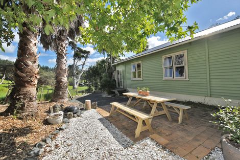 Photo of property in 21 Pakiri Road, Leigh, Warkworth, 0985