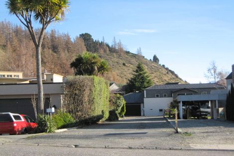 Photo of property in 21 Morrows Mead, Wanaka, 9305