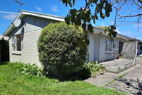 Photo of property in 2/5 Daniels Road, Redwood, Christchurch, 8051