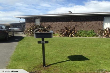 Photo of property in 42 Acacia Street, Kelvin Grove, Palmerston North, 4414