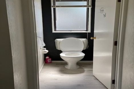 Photo of property in 10 Ted Harpur Place, Onekawa, Napier, 4110