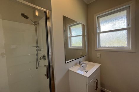 Photo of property in 57 Sylvan Crescent, Te Atatu South, Auckland, 0610