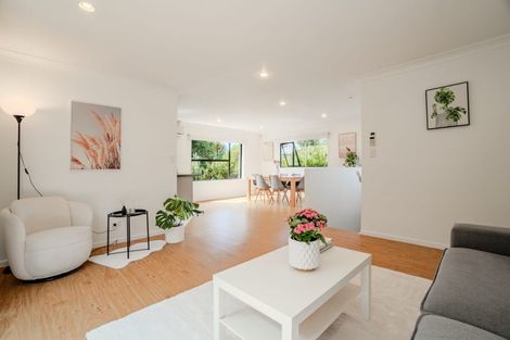 Photo of property in 49a Flaxdale Street, Birkdale, Auckland, 0626