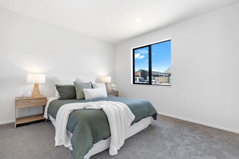 Photo of property in 16 Wooing Tree Avenue, Cromwell, 9310