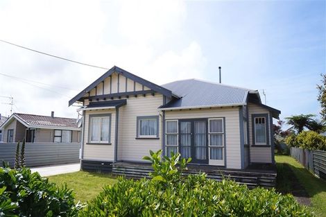 Photo of property in 130 Argyle Street, Hawera, 4610