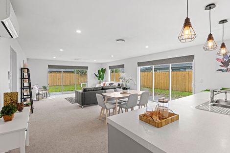 Photo of property in 6 Longcot Drive, Rolleston, 7615