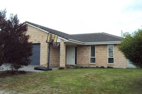 Photo of property in 31 Putake Drive, Parklands, Christchurch, 8083