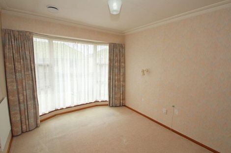 Photo of property in 27 Towey Street, Holmes Hill, Oamaru, 9401