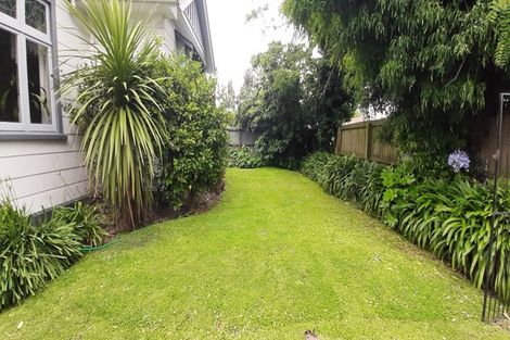 Photo of property in 22 Corson Avenue, Beckenham, Christchurch, 8023