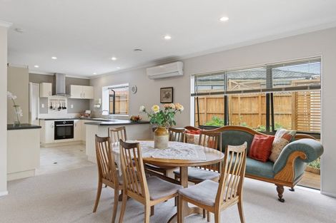 Photo of property in 7 Halstead Place, Huntington Park, Auckland, 2013