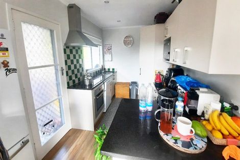 Photo of property in 9 Bryers Place, Bayview, Auckland, 0629