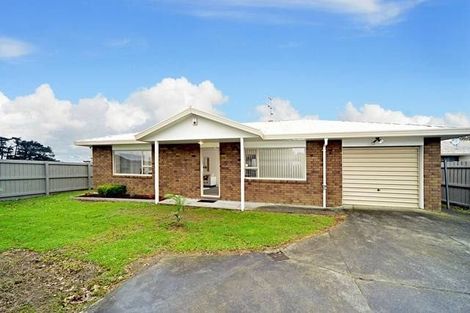 Photo of property in 2/41 Kopara Place, Clendon Park, Auckland, 2103