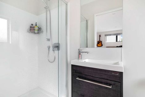 Photo of property in 76 Accolage Boulevard, Kumeu, 0810