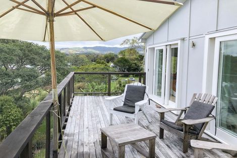 Photo of property in 69 Howard Road, Orere Point, 2585