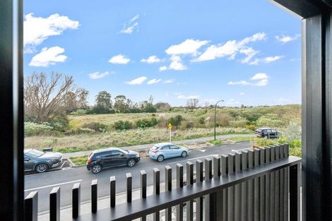 Photo of property in 6a Nohoanga Road, Karaka, Papakura, 2113