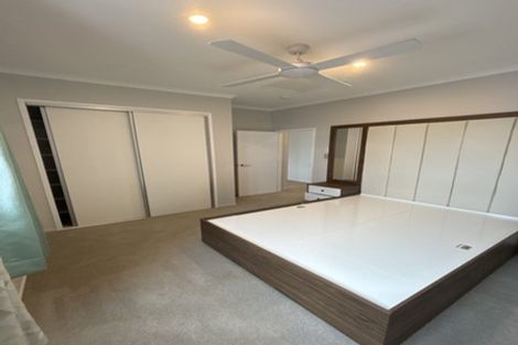 Photo of property in 13 William Stratton Lane, Hobsonville, Auckland, 0616