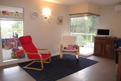 Photo of property in 1/15 Wilding Avenue, Northcote Point, Auckland, 0627