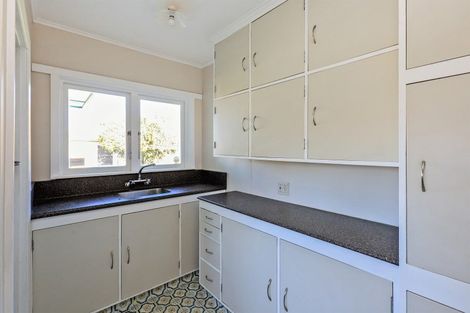 Photo of property in 35a Russell Road, Marewa, Napier, 4110