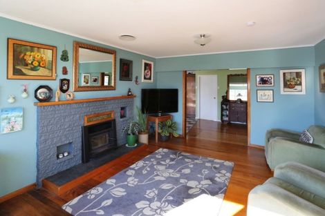 Photo of property in 31 Victoria Avenue, Waiuku, 2123