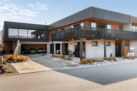 Photo of property in 22 Monaco Drive, Cromwell, 9384