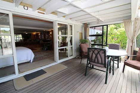 Photo of property in 88 Glendale Road, Glen Eden, Auckland, 0602