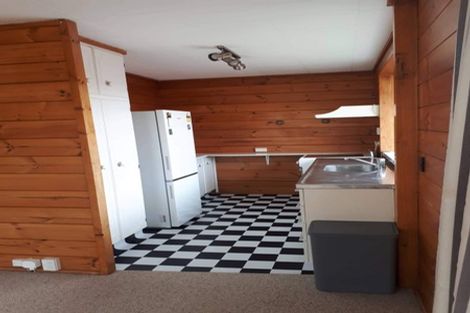 Photo of property in 27a Mana Esplanade, Paremata, Porirua, 5026