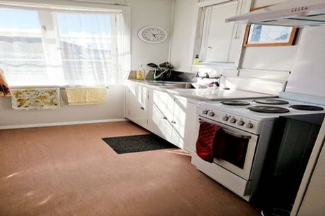 Photo of property in 18 Seddon Street, Feilding, 4702