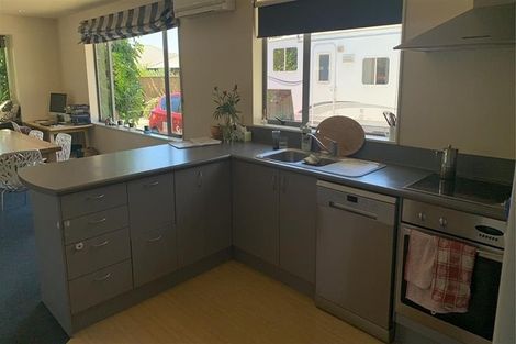 Photo of property in 15 Hollybush Drive, Brightwater, 7022