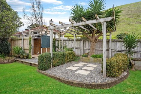 Photo of property in 20 Kapuka Road, Mangere Bridge, Auckland, 2022