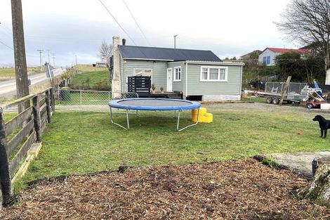 Photo of property in 1 Allan Street, Waiwera South, Clinton, 9584