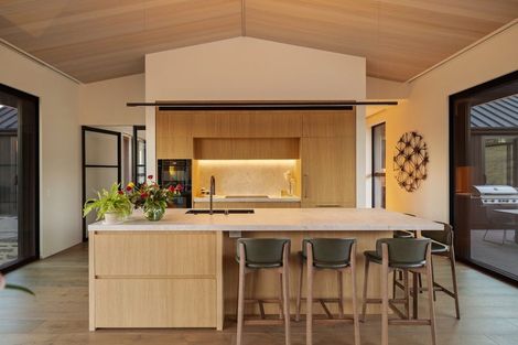 Photo of property in 38 Station Rise, Dalefield, Queenstown, 9371