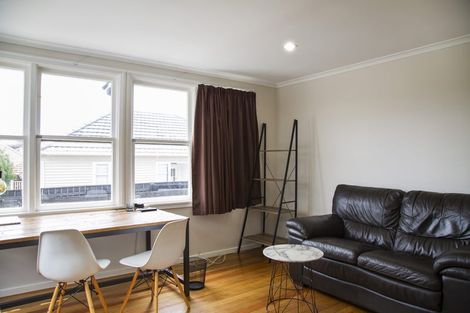 Photo of property in 104a Lake Road, Belmont, Auckland, 0622