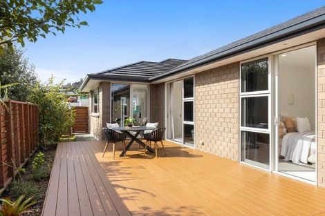 Photo of property in 11 Ian Gordon Lane, Orewa, 0931